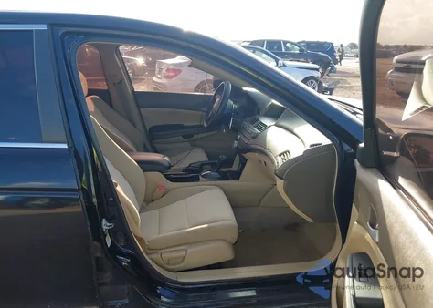 2009 Honda Accord 2.4 Lx z USA, uszkodzony, nr VIN 1HGCP26329A130845